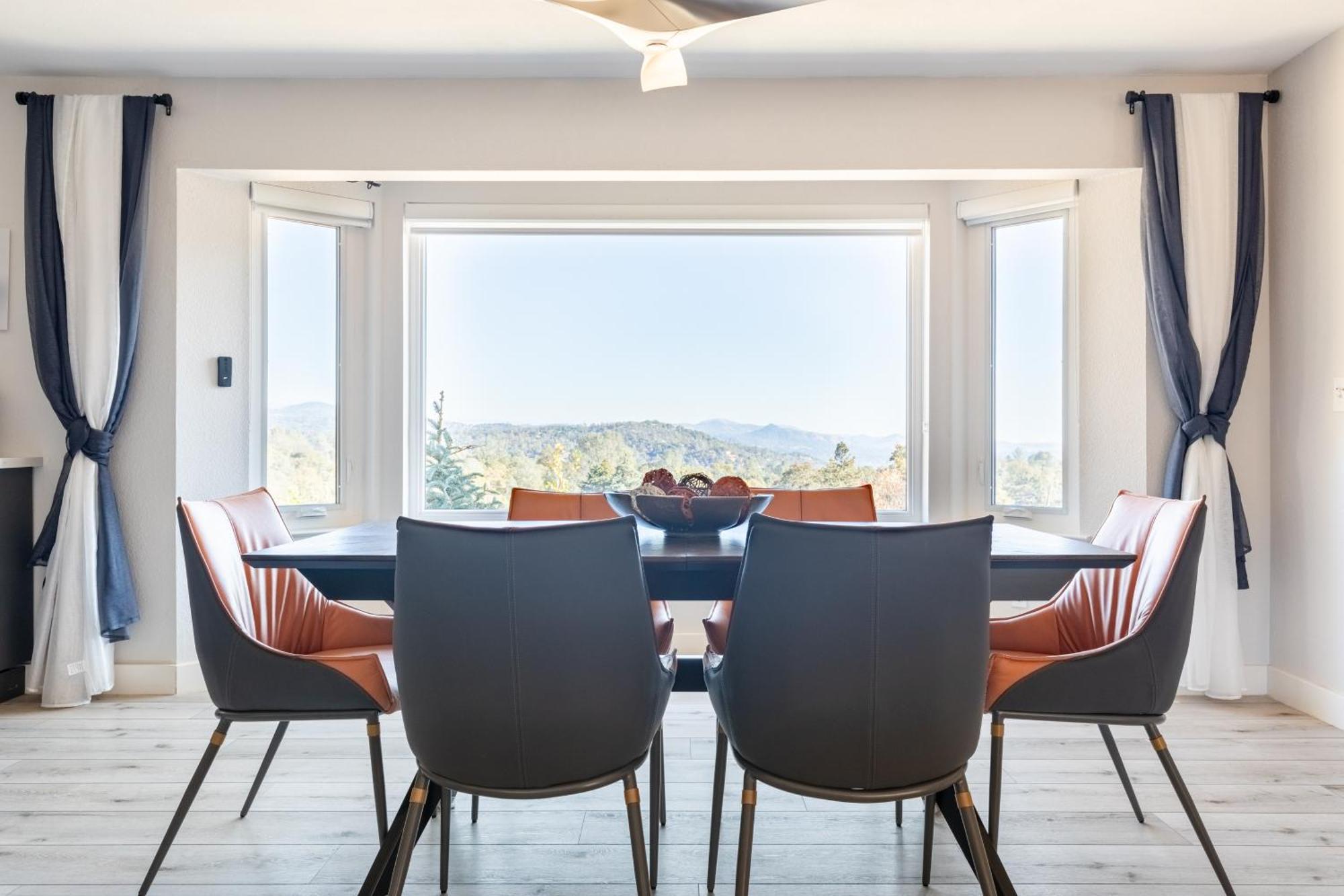 Rolling Oaks Ranch - 200 Acres Of Lakeside Beauty & Countryside Serenity Mariposa Exterior foto