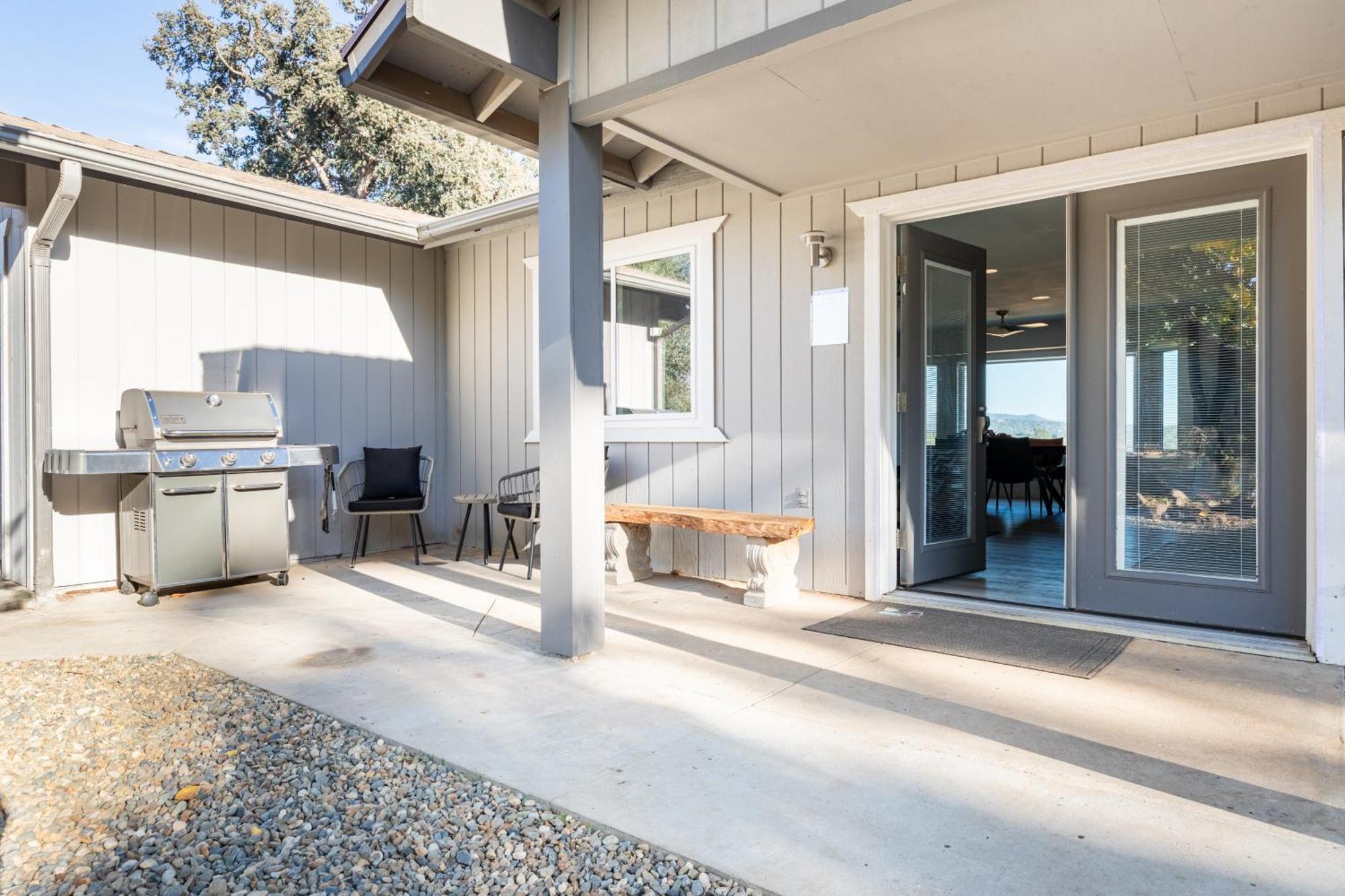 Rolling Oaks Ranch - 200 Acres Of Lakeside Beauty & Countryside Serenity Mariposa Exterior foto